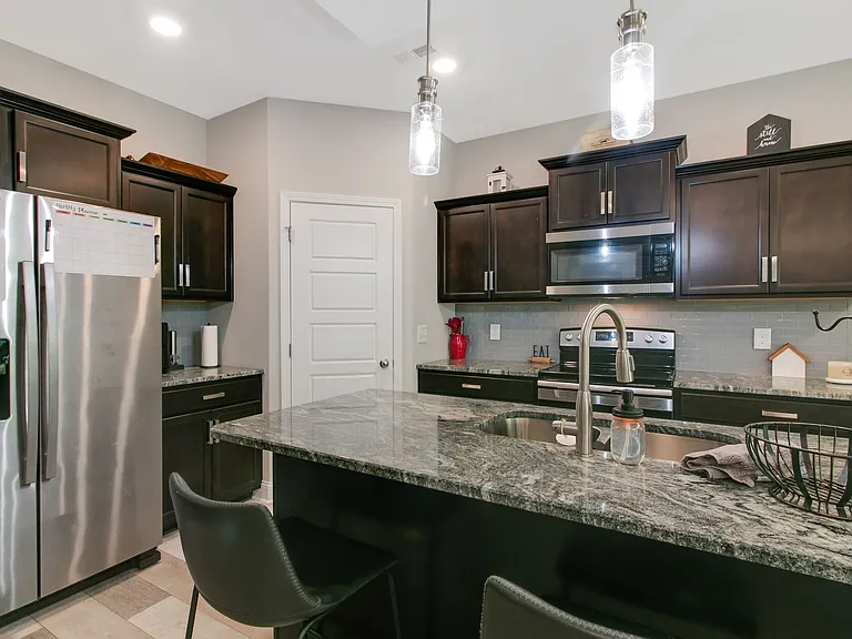 1166 Eagles Nest Ln — Photo 9
