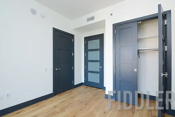 Rented by The KCI Group | media 30