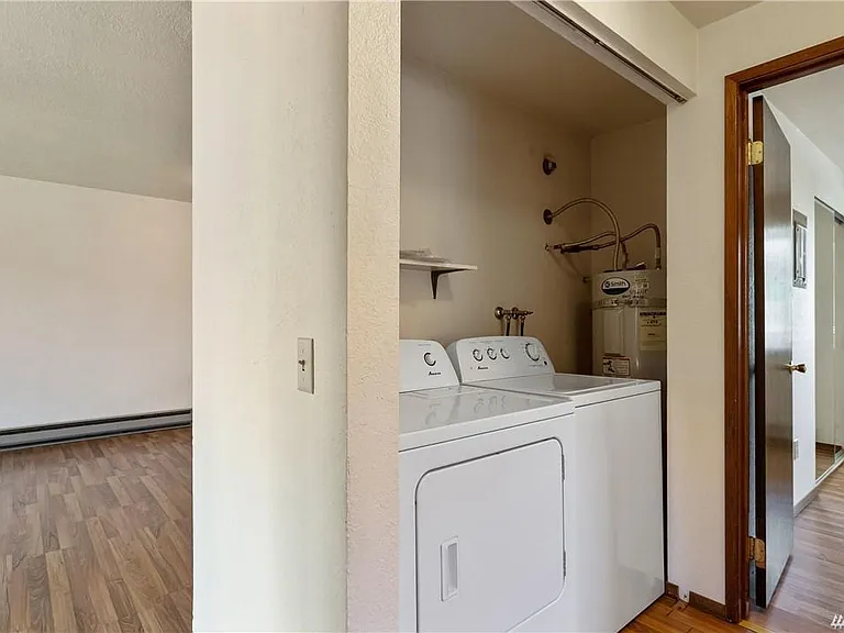 2222 Valencia St #9 — Photo 7