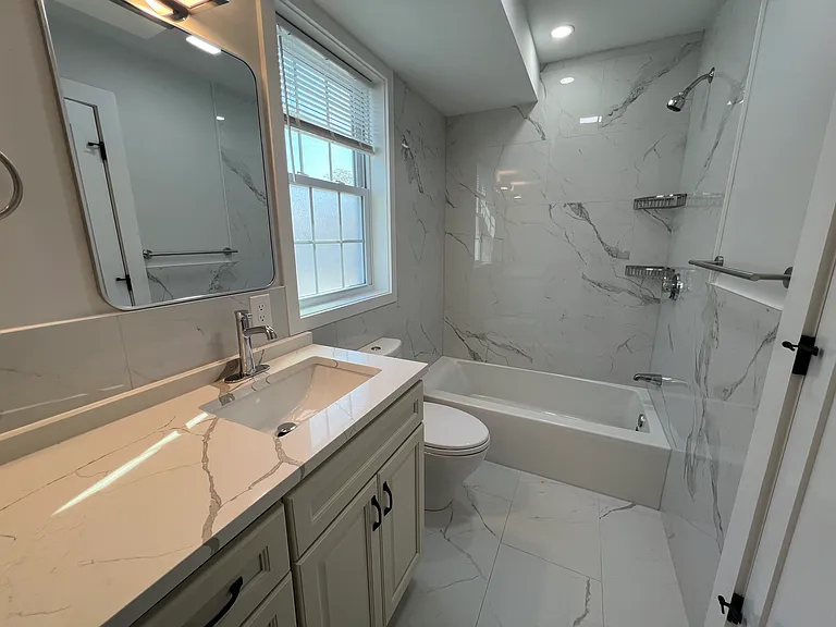 51 Victoria St #1 — Photo 5
