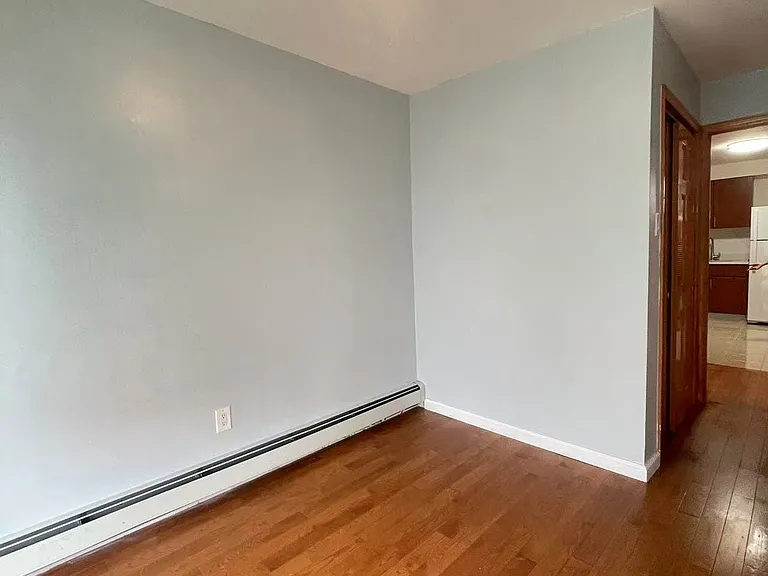 8812 21st Ave #3A — Photo 2