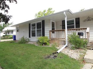 3204 86th Pl, Kenosha, WI 53142