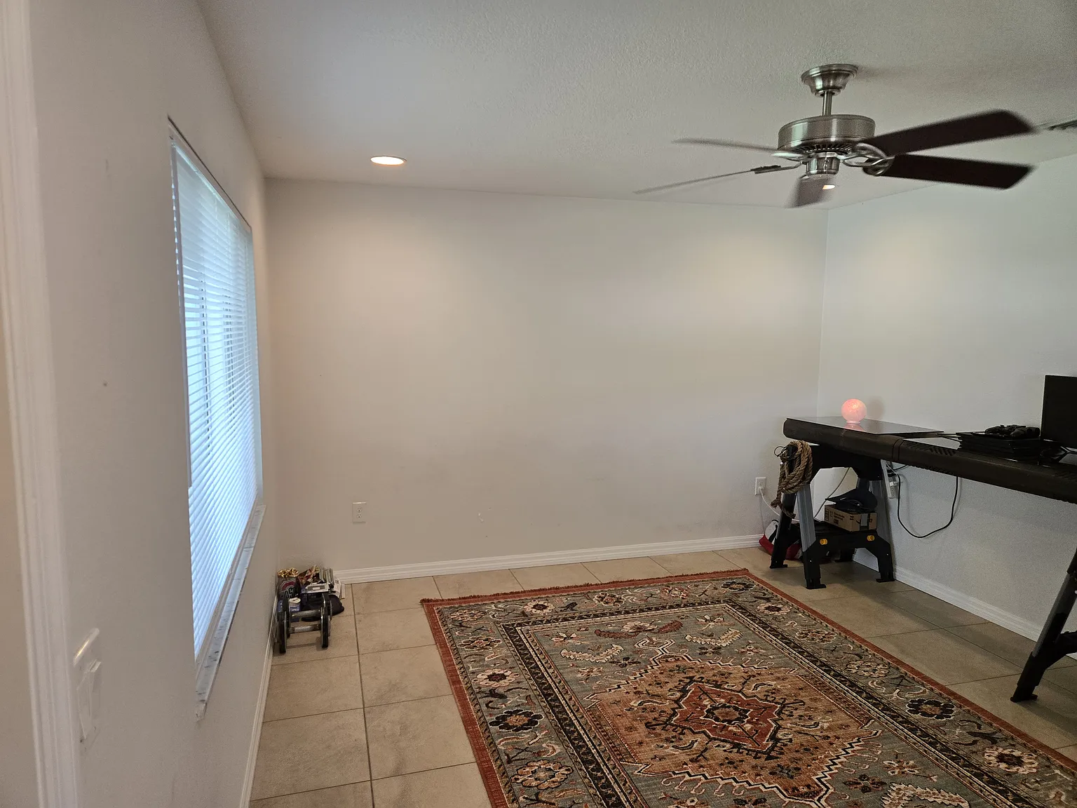 2 bed, 1050 sqft, $1,750 — Photo 1