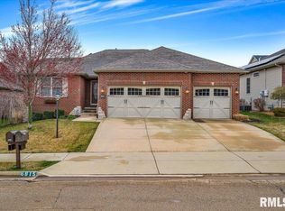 6815 N Grand Fir Dr, Edwards, IL 61528