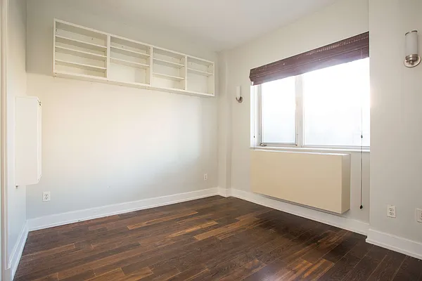 Rented by Twyford Real Estate | media 13