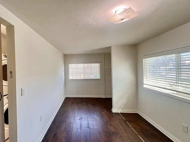 Bedroom (4)