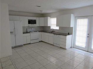 7205 SW 4th St, Pompano Beach, FL 33068