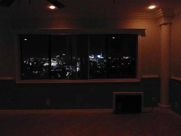 Five Star Suites — Photo 82