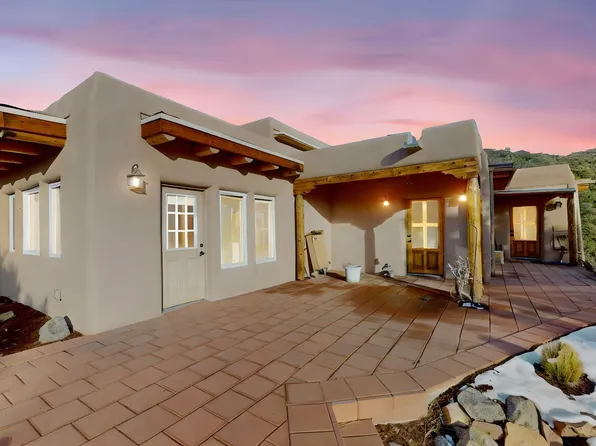 45 Camino Quien Sabe, Santa Fe, NM 87505