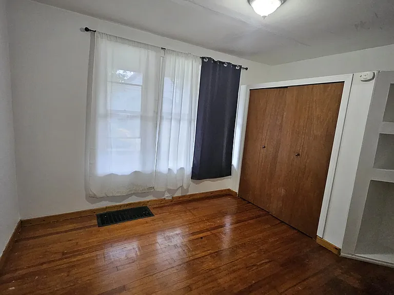 3209 Saratoga Ave #1 — Photo 14