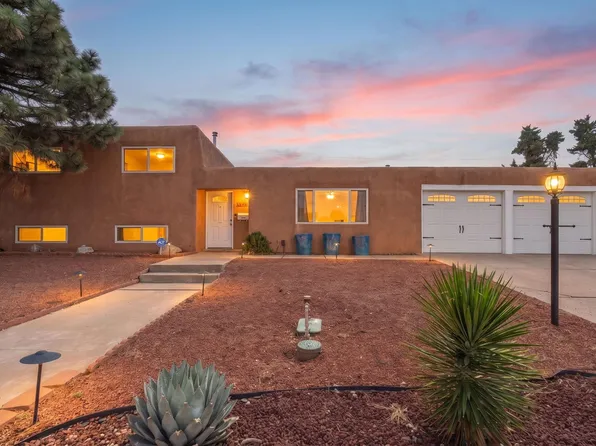 4508 Piedra Blanca St NE, Albuquerque, NM 87111