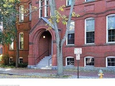 22 Carroll St APT 10, Portland, ME, 04102