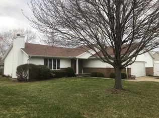 613 Laurel Dr, Saint Joseph, IL
