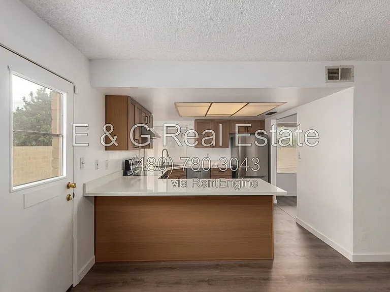 5055 W Vogel Ave — Photo 13