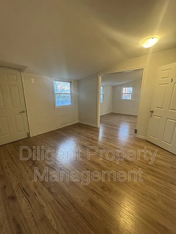 1 bed, 1.0 bath, $1,000 — Photo 1