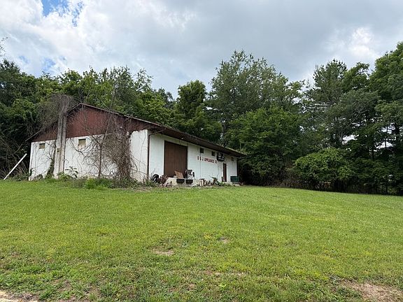 4th image of 424 Cook Rd