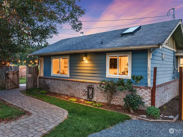 1703 S Machias Road, Snohomish, WA 98290