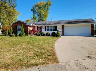 927 New Haven Rd, Piqua, OH 45356