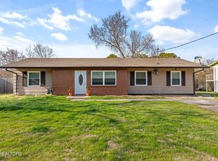 115 Lynwood Ln, Oak Ridge, TN 37830