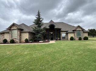 8147 Shadow Lake Dr, Blanchard, OK 73010