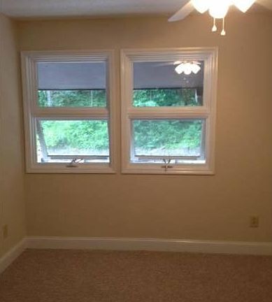4th image of 420 W Jackson Blvd APT 32
