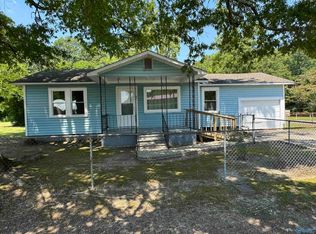801 Miller Ave, East Gadsden, AL 35903