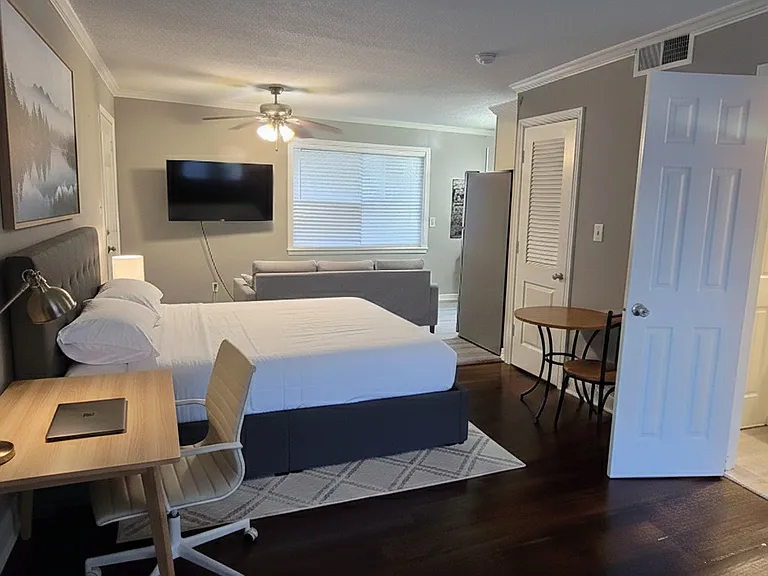 21 Delmont Dr NE #6 — Photo 8