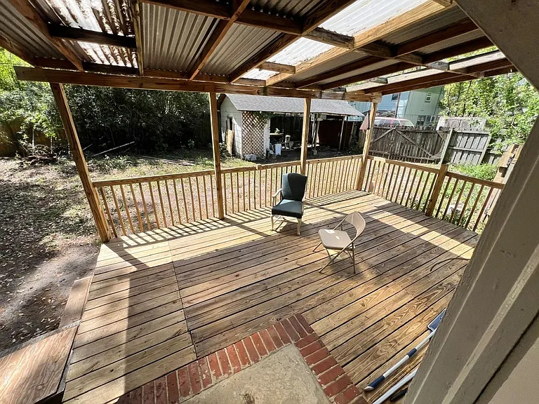 2201 Mississippi Ave — Photo 8