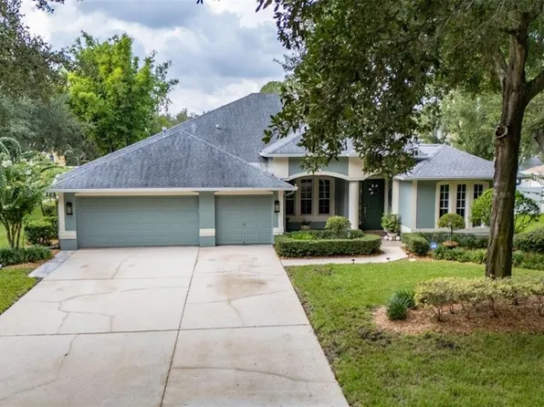28 CAMELOT RIDGE DRIVE, BRANDON, FL 33511