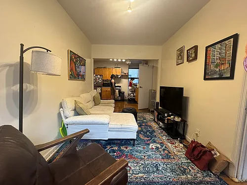 540 E 5th St #10 Photo 1