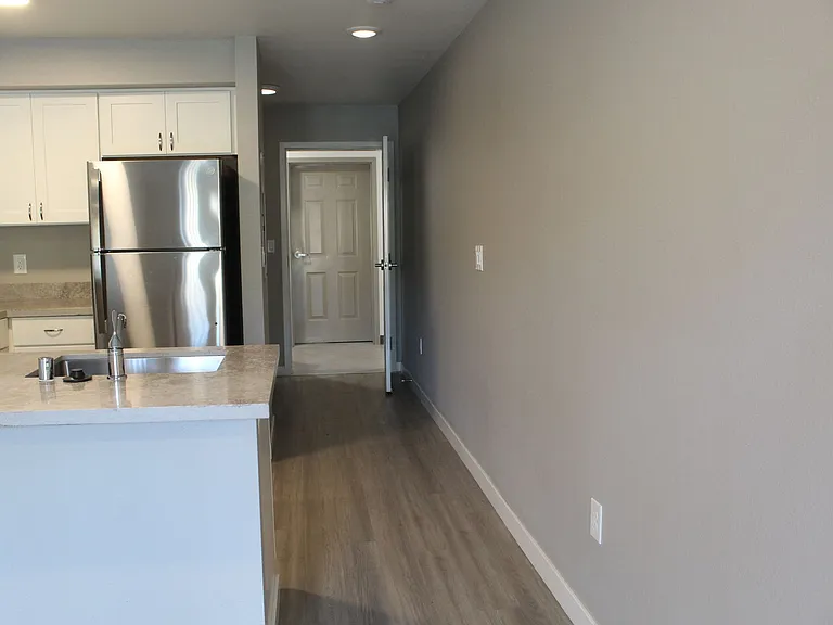 2401 Broadway St — Photo 5