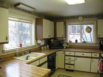 2nd image of 316 Woodford Ave