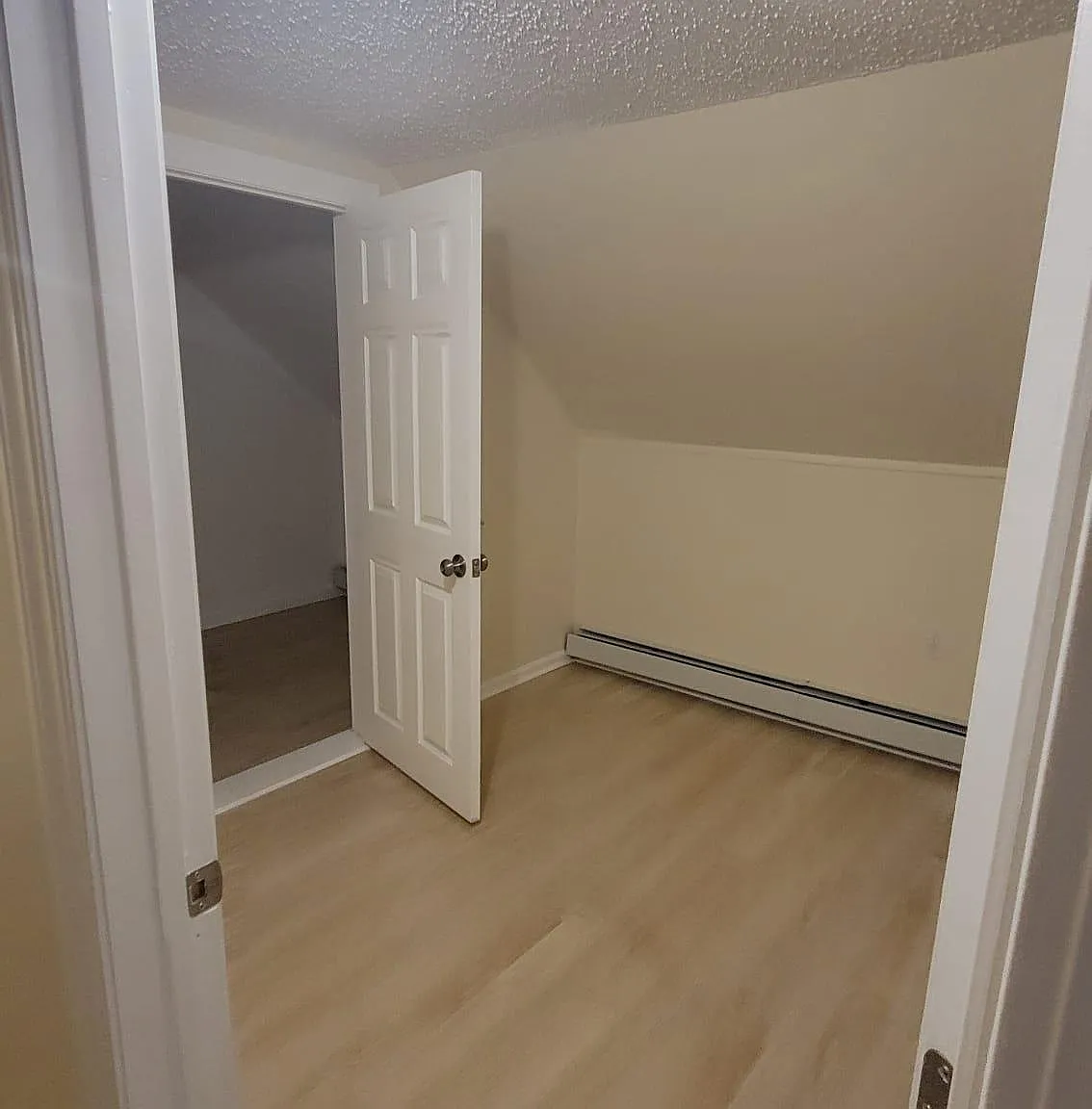 33 Paisley St — Photo 3