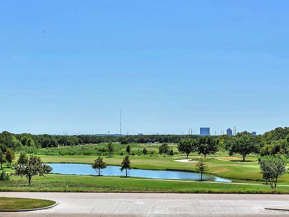 Apartments in Las Colinas