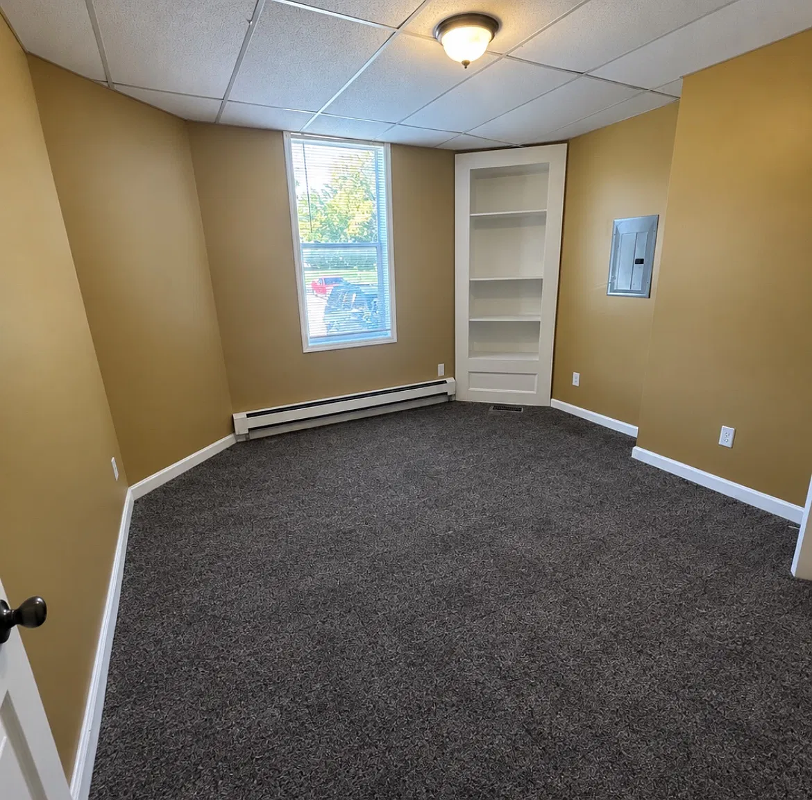 1 bed, 750 sqft, $900 — Photo 2