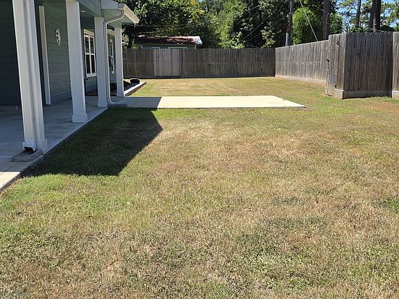 4th image of 30419 Davis St