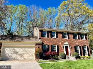 9718 Rossetti Ct, Burke, VA 22015