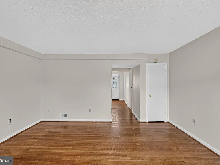 2931 Sunset Ln — Photo 11