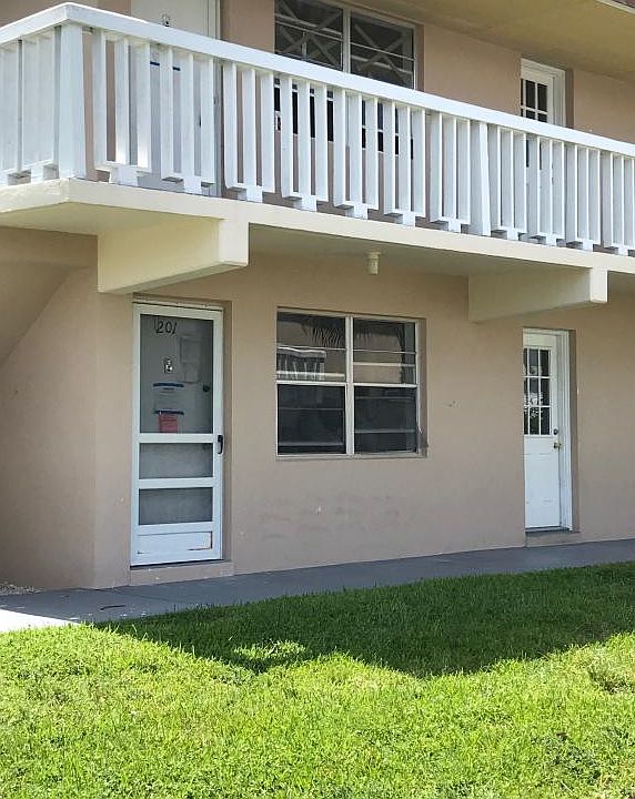 1st image of 1062 Hartley Ave Unit 201