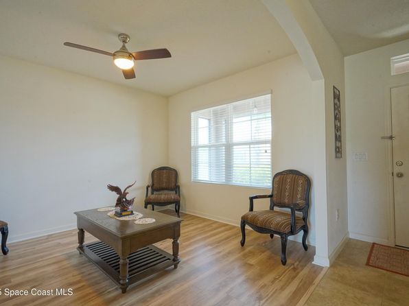 436 Great Falls Ln SW, Palm Bay, FL 32908