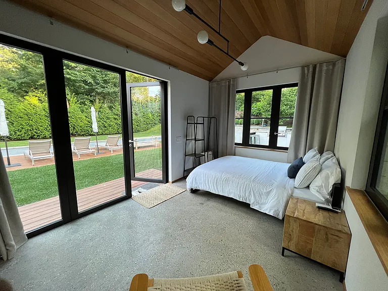 126 Accabonac Rd — Photo 16