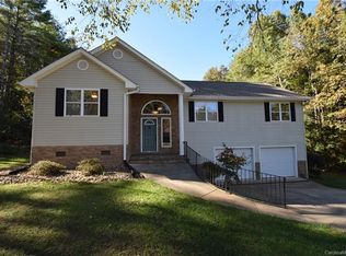 4011 Harbour Ct, Granite Falls, NC 28630