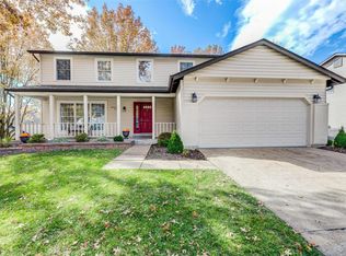 1714 Derrynane Dr, Ballwin, MO 63021