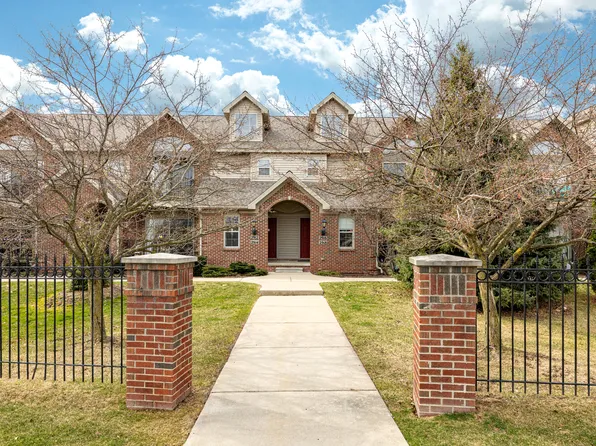 2916 Signature Blvd, Ann Arbor, MI 48103