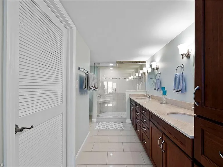 6585 Nicholas Blvd #805 — Photo 19