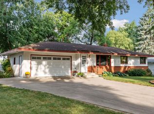 2663 Virginia Ave, Roseville, MN 55113