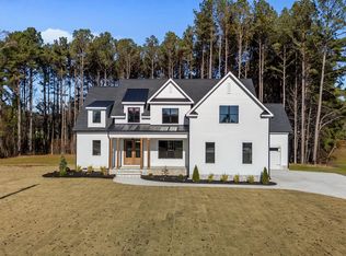 2590 Lassiter Rd, Four Oaks, NC 27524