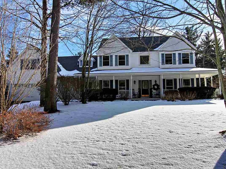 1st image of 31 Siena Dr