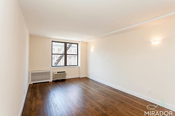 1st image of 255 W 14th St APT 4C