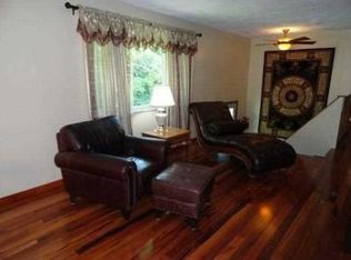 4368 Prices Creek Rd, Huntington, WV 25701